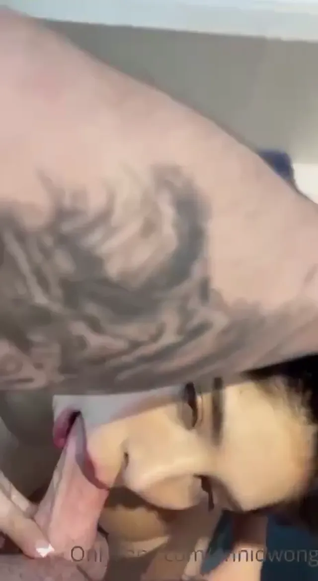 Gorgeous Latina Star Delivers Outdoor